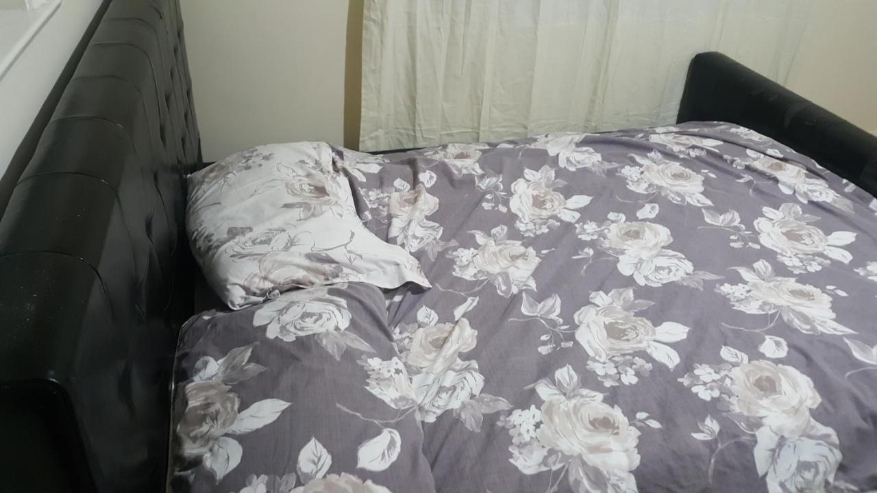 Splendid 4Bedrooms Shared Home مانشستر المظهر الخارجي الصورة